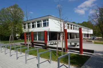 Schulhof Ernst-Abbe-Schule